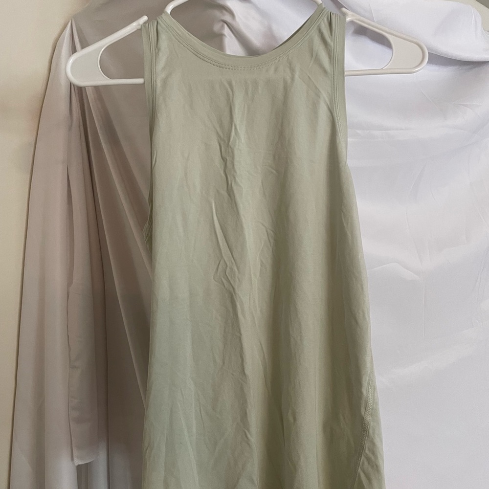 Lululemon tie back top